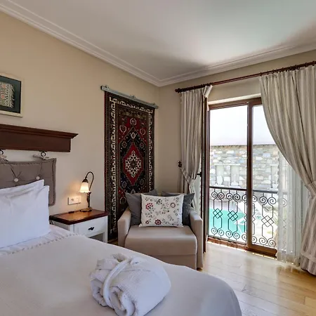 Akanthus Ephesus 3*